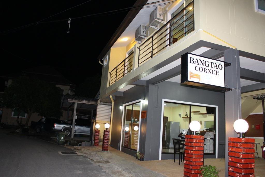 バンタオビーチBangtao Cornerアパートメント エクステリア 写真